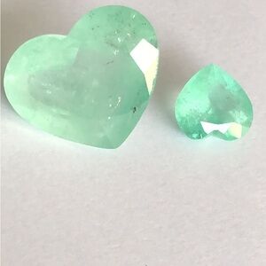 Our next proyect almost 20 carat plus another 3 karat heart Colombian emeralds!!
